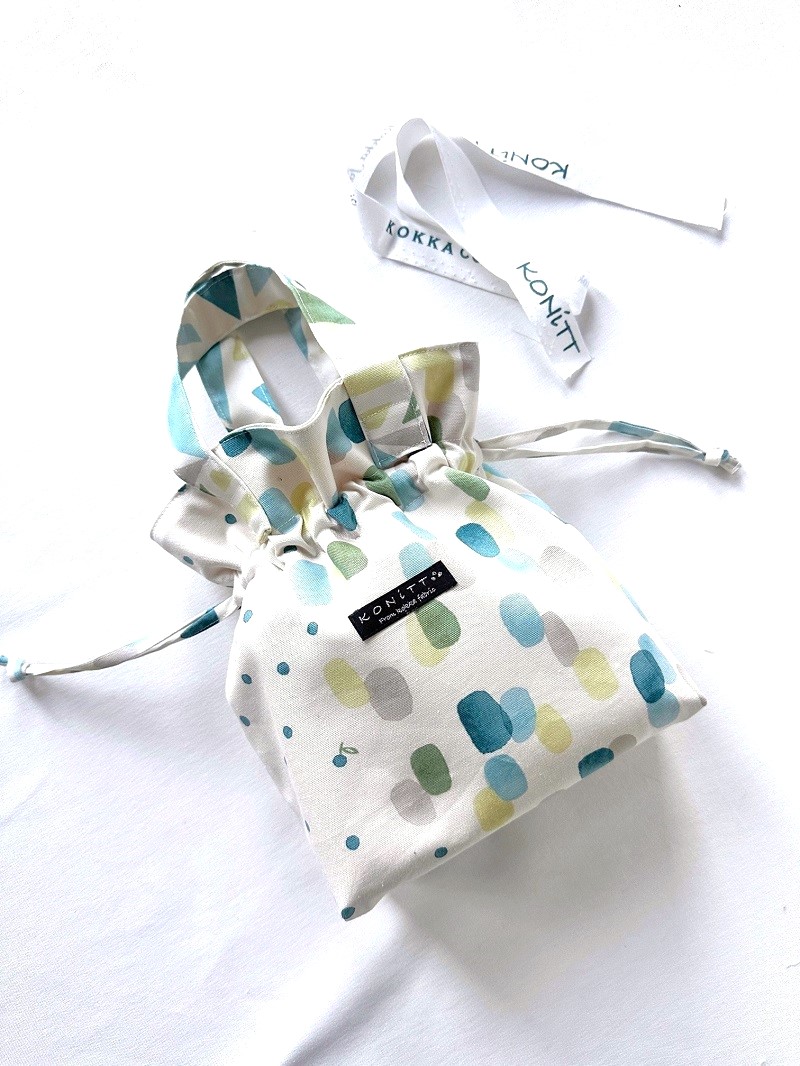 100均の材料4つ 簡単巾着袋の作り方│koshirau 拵う こしらう