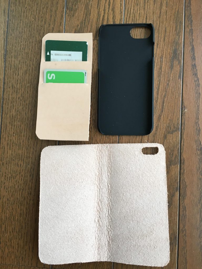 手帳型iPhoneケースを作ってみましたレザークラフト入門講座