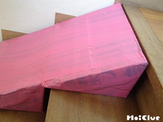 お家であそぼ！ その４ ダンボールすべり台子育てひろば ころろ