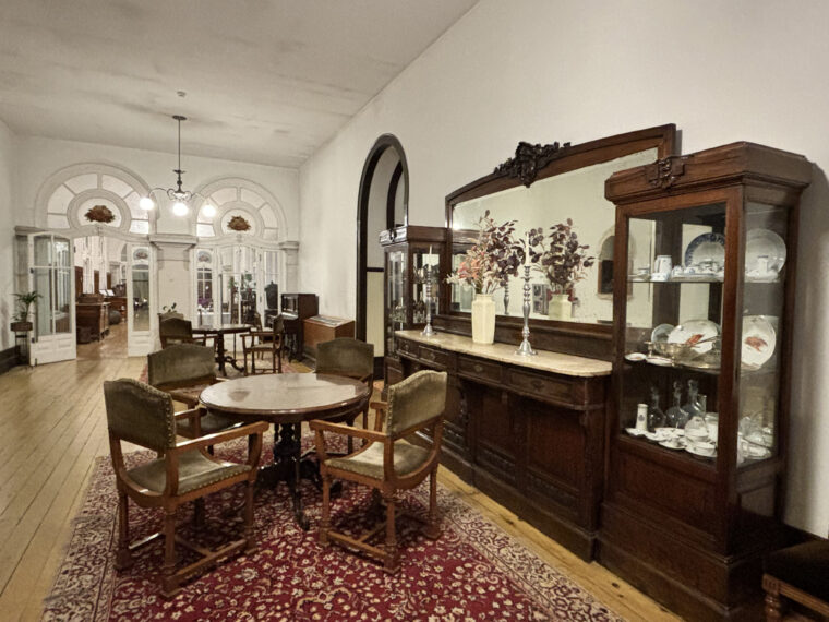 フリー素材 豪華な部屋 4 黄色の屋敷- プリン鍋のイラスト - pixiv