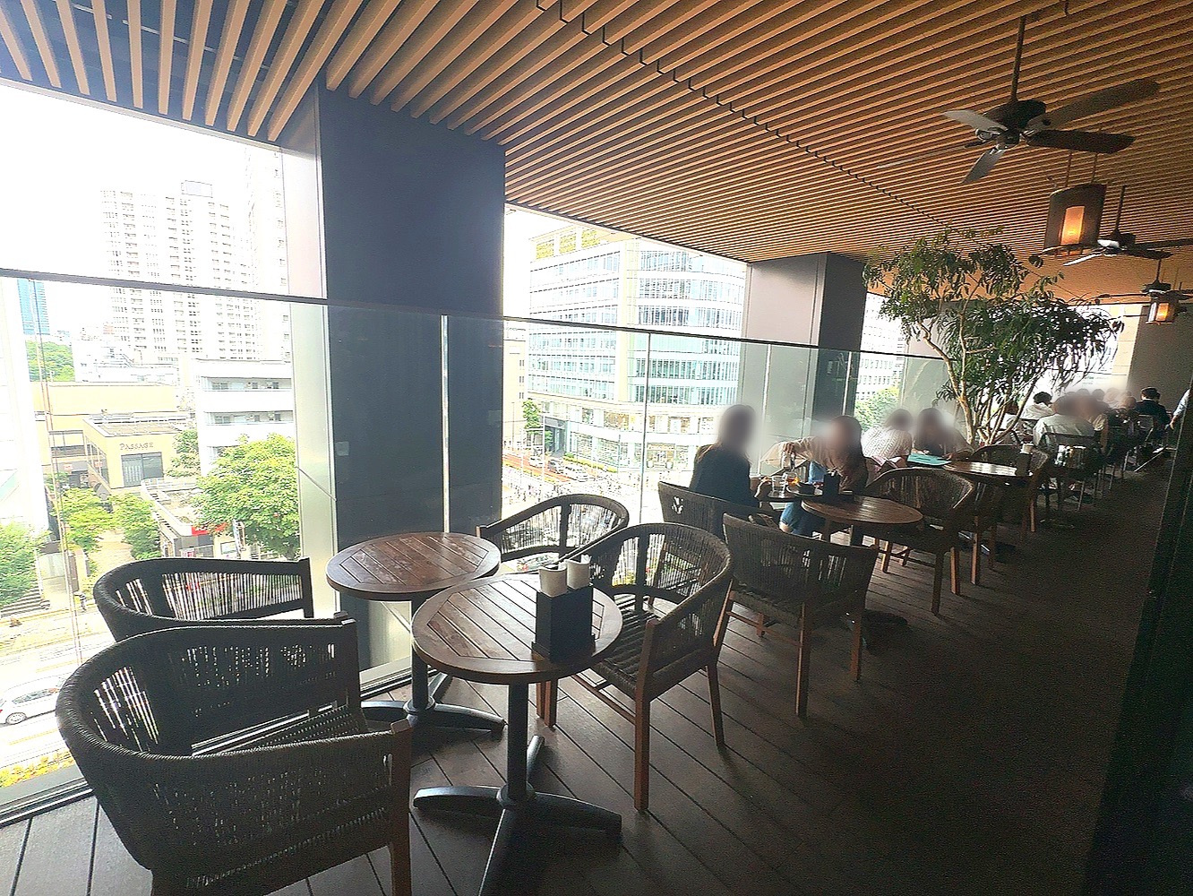 青山グランドホテルのカフェレストラン「THE BELCOMO」 - 戦略買物日記