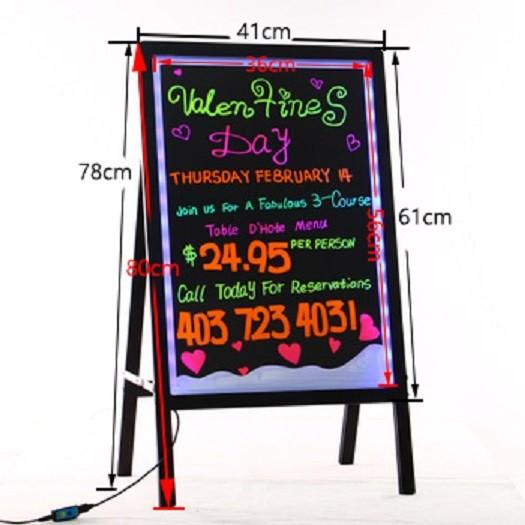 手書き、デジタルを使用した看板デザイン作成致します