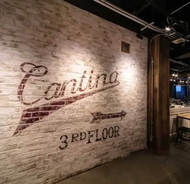 イタリアンレストランの内装・外観のデザイン事例を紹介！魅力的な空間作りのポイント3つとは？ 2025年度版比較ビズまとめ