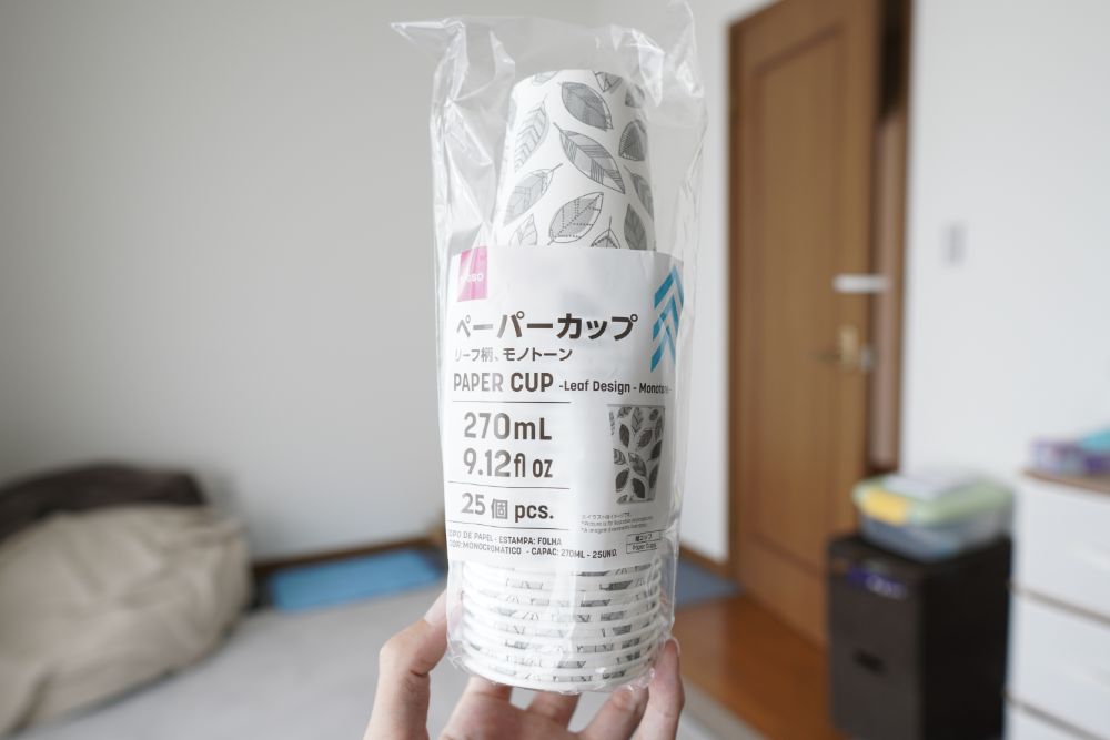 かさばらない！携帯しやすい！ ダイソー 折りたたみコップが予想以上に使える件 - レタスクラブ