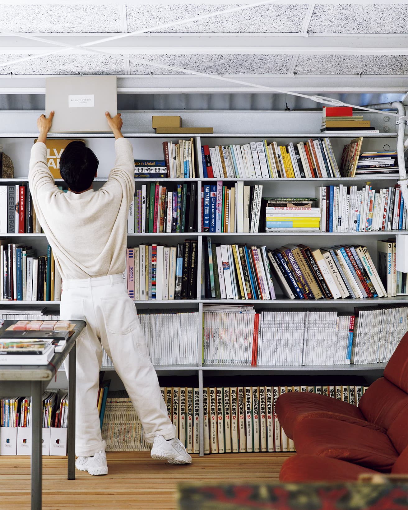 アートディレクター・平林奈緒美が、本当に欲しかった「スチール製のオーガナイザー」を作るまでブルータス BRUTUS.jp