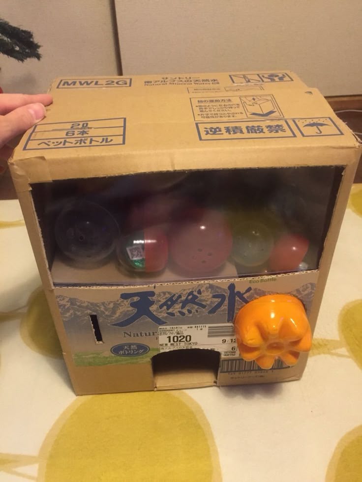 お家でかんたん「段ボールガチャガチャ」作りに挑戦しよう！Craftie Style