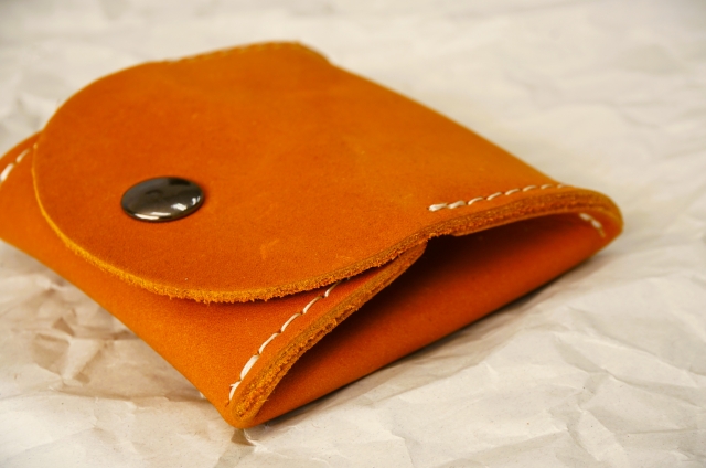 ハギレで作る革小物豊富な品揃え レザークラフト用品の通販CRAFT HANDS ローハイド