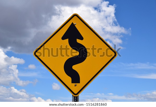 楽天市場 標識SQUARE 「 矢印 イエロー 」 CYK1201ホワイトフィルムステッカー 床用ヨコ型 横276mm×縦200mm : 標識 SQUARE楽天市場店