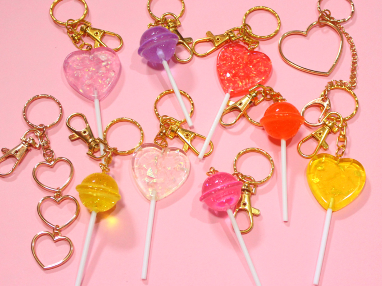 ダイソー「フォトキーホルダー」が優秀！アレルギー表示やお土産作りにも&あんふぁん