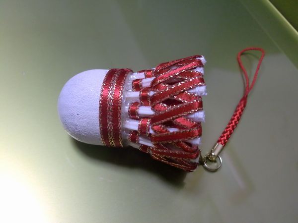 バドミントン シャトルキーホルダー No.58 - メルカリ