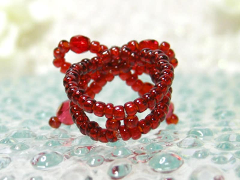 オリジナルキット～ビーズステッチ～ 蝶々結びのリボンリング ブラックビーズ ・パーツなどのハンドメイドパーツおよびハイクオリティ・プチプライスのアクセサリー販売サイト