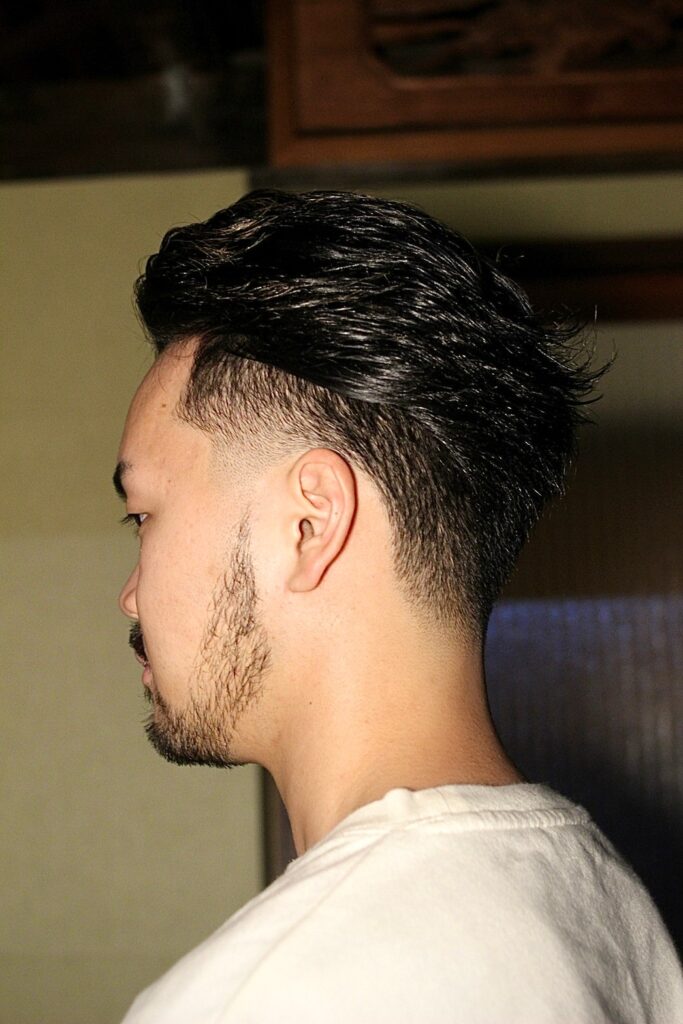 大阪理容室 デザインヒゲでワンランク上の漢に！ - KONG OSAKA