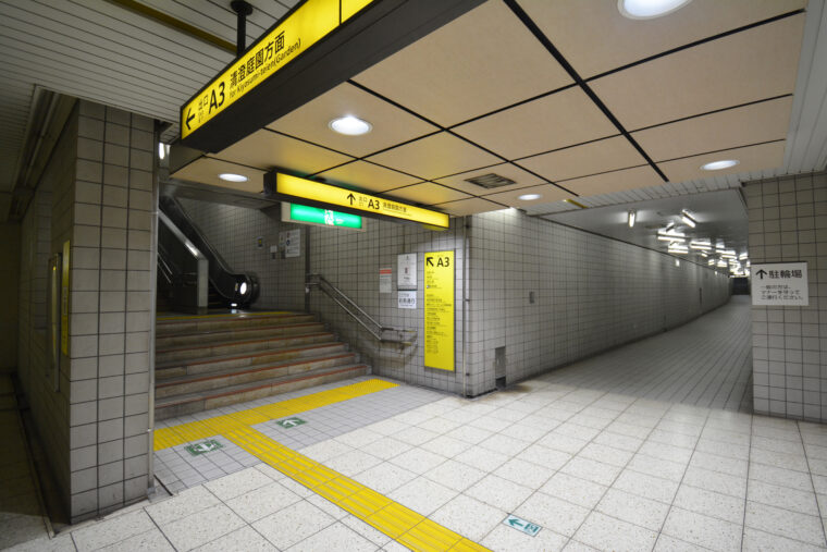 駅舎イラスト無料イラスト・フリー素材なら「イラストAC」