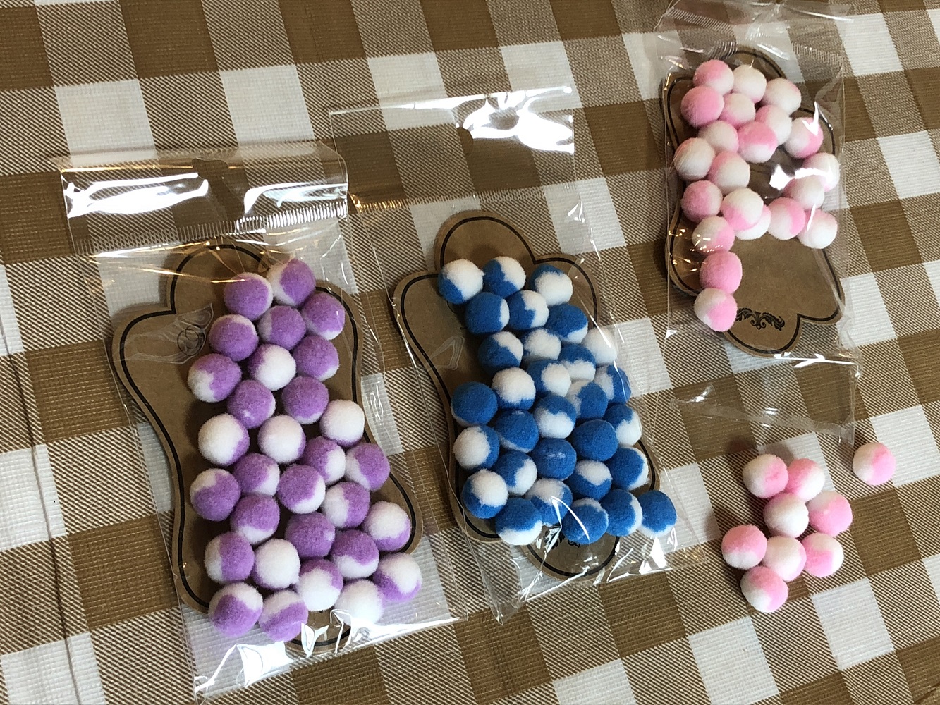 ダイソー フェルトボールのおしゃれなアレンジ・飾り方のインテリア実例RoomClip ルームクリップ