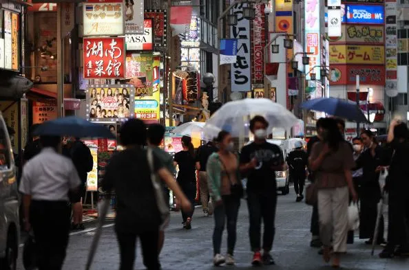 ニッポンの裏風俗】新宿ハプニングバー：究極の趣味と嗜好の世界 好きモノ同士が集まる都会の変態窟 - メンズサイゾー