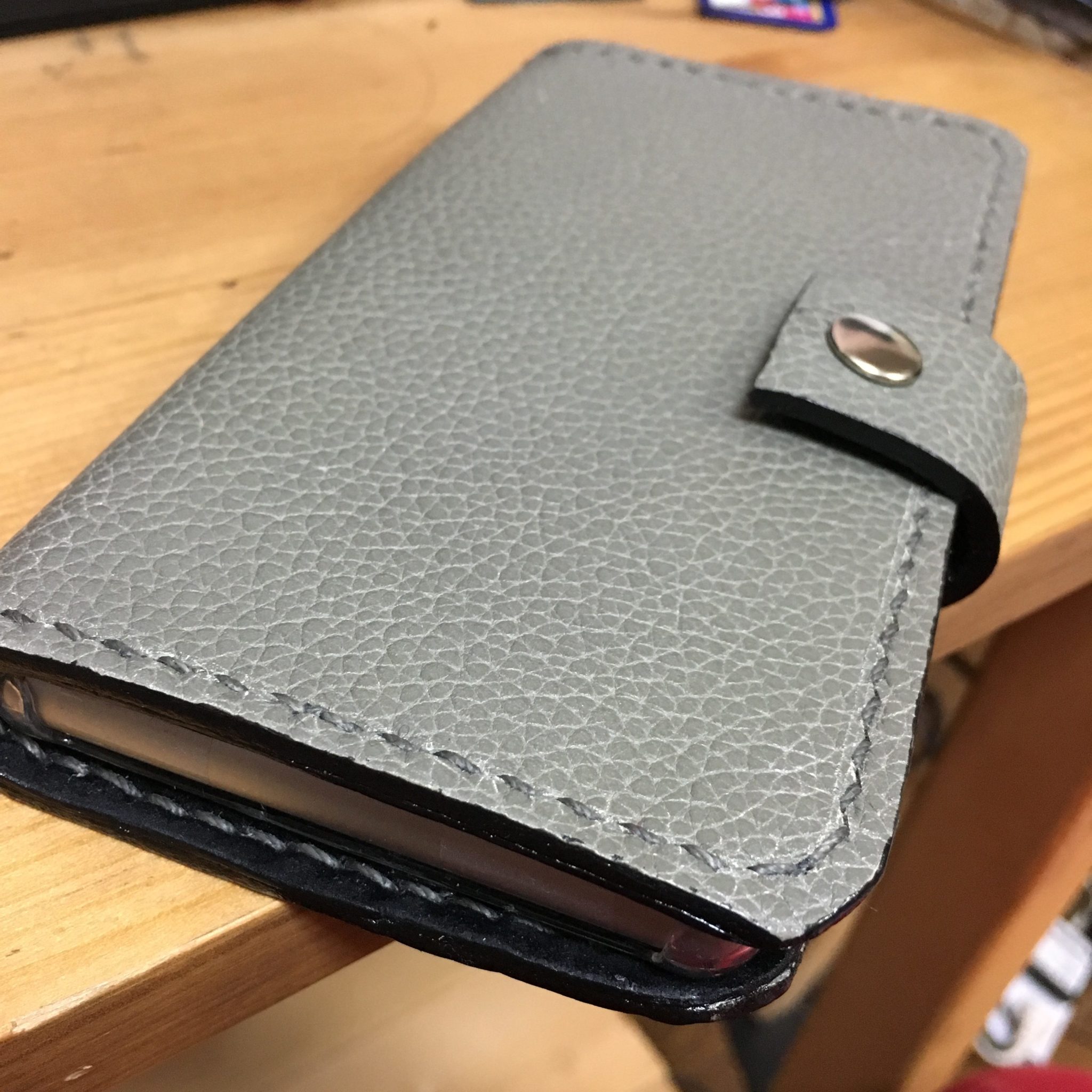 手帳型スマホケースの型紙 無料ダウンロード ゼロから始めたレザークラフト