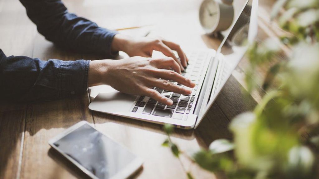 2025 動画編集ソフトおすすめランキング - カンタン動画入門