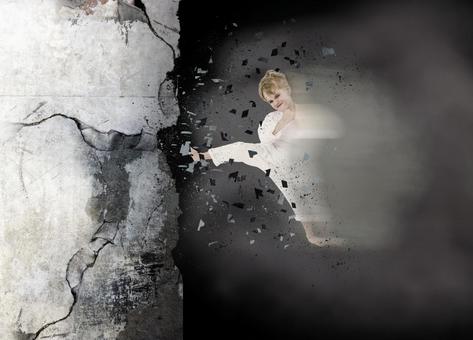 101,700点を超える壁 壊すのストックフォト、写真、そしてロイヤリティフリーの画像 - iStock