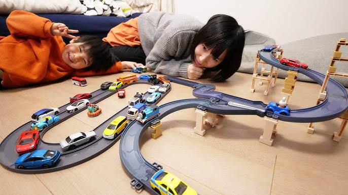 ダイソー プチタウン 新製品 トミカシステム トミカタウン 遊んでみた♪ ミニカー 100円ショップ 100均 daiso