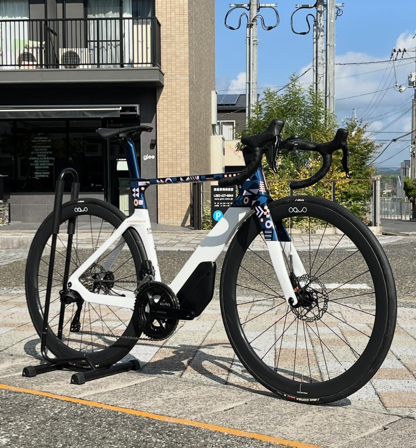 IKEHIKO 国産い草花ござ ラグ カーペット 西条 江戸間2畳 BE 174X174 4956642145059 別送品ラグ・カーペット・マット 通販ホームセンターのカインズ