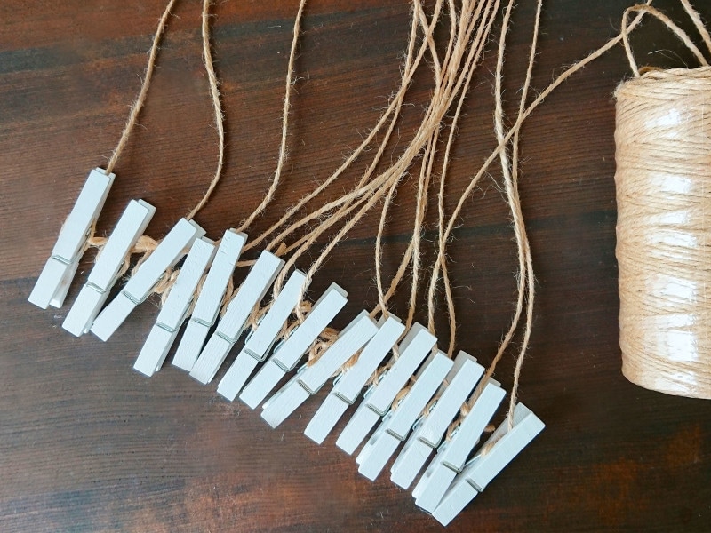 ドラえもーん！何か道具出してー！！ 的な、千本引きに作り替えました👍💗newバージョンです！ 投稿まで時間かかってごめんね🙏💦 ⁑その他のおうち縁日情報は、よぴこのおうち縁日 にまとめました！ ⁑ 最初はアンパンマンの鼻とか考えてたけど、ドラえもんのポケットの