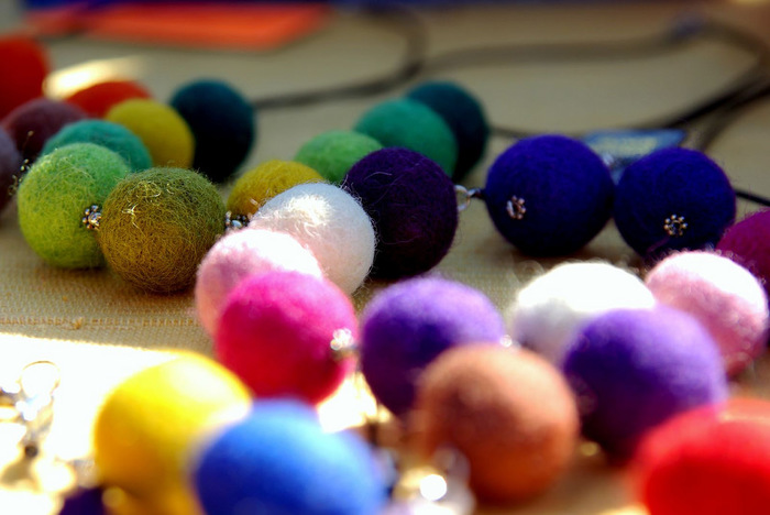 羊毛フェルトボールのインテリア雑貨