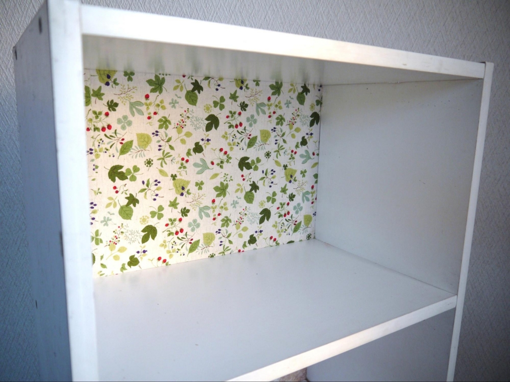 おんぼろカラーボックスをリメイクシートで簡単DIY - ちょうどいい時まで