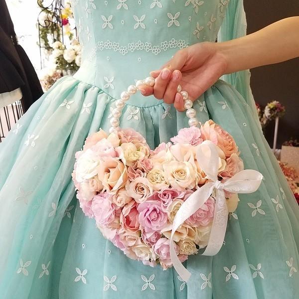バッグブーケ,インテリアにも,ハート型♪ウェディングブーケ♪生花みたいに綺麗な造花です♪高品質なのに安い ブーケ Galleria Issyo 通販4451364Creema クリーマ