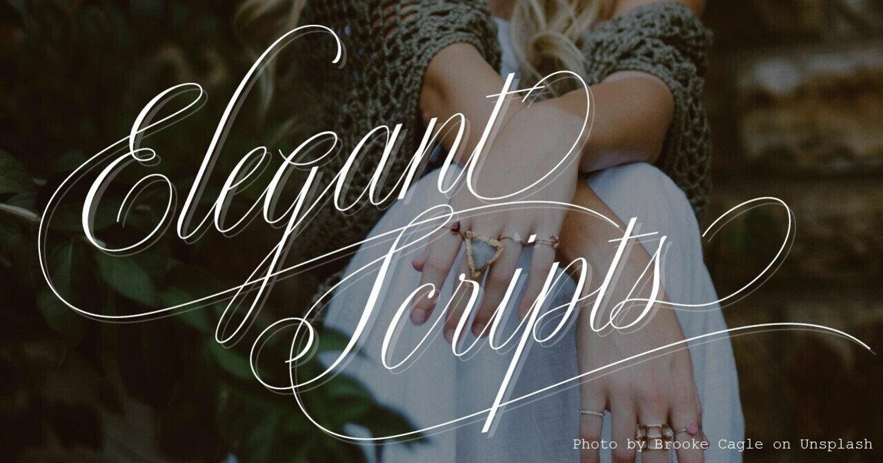 エレガントな書体 – ビンテージ装飾フォント」のベクター画像素材 ロイヤリティフリー697742335Shutterstock