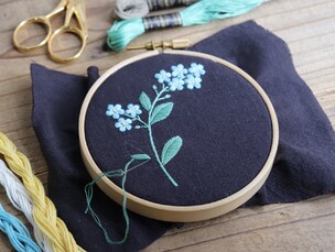 オーダー制1500円 ヘアクリップorポニーフック 刺繍リボンブラック系 福袋配信！ 気になる作品はスクショ→⭕️して送ってください😊委託販売作家さん募集委託販売作家さん募集中委託販売委託販売先募集中委託販売先滋賀県委託販売滋賀県ハンドメイド