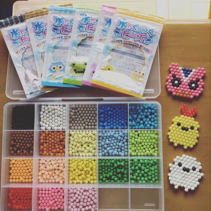 水でくっつくふしぎなビーズ！「アクアビーズ」に、『スーパーマリオブラザーズ ドットキャラコレクション』が登場！そうさめも