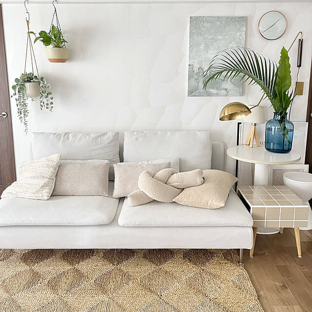 IKEA の人気ソファ「ソーデルハムン」が主役のリビングインテリア実例5選goodroom journal