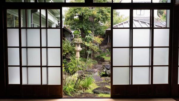 歯医者」イメージのデザイン事例 店舗デザイン.COM