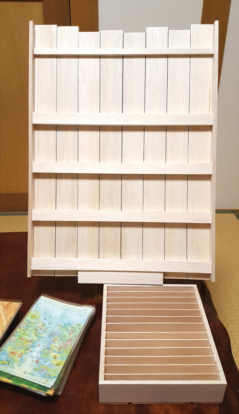 カタログ台 卓上ラック本棚 マガジンラックの通販