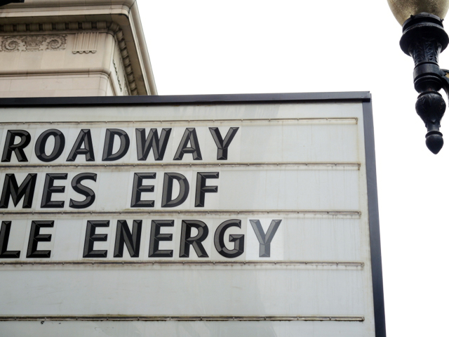 ヴィンテージ 12インチ ネオン看板 点灯式 金属製 赤文字 