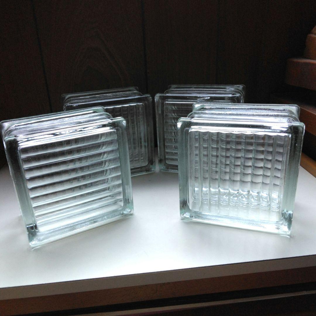 昭和レトロ、ガラスブロックです。ガラスブロック 昭和レトロ 昭和レトロインテリア近代建築 レトロガラス