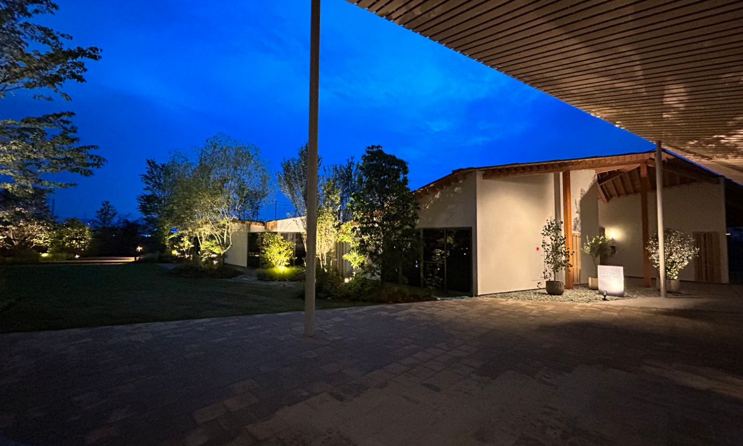 西条市観光なら西条市観光物産協会 Saijo tourist information center