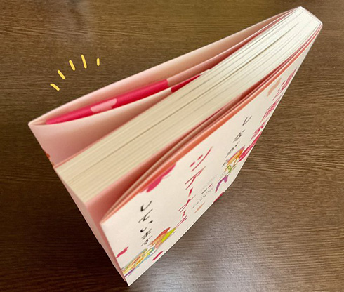 4年生本の帯作り - 中小ニュース