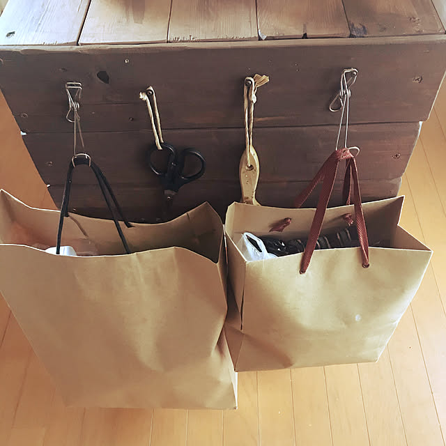 捨てられない紙袋を簡単リメイク！紙袋のおしゃれな活用アイデア