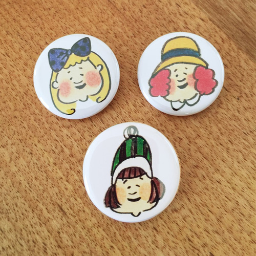 大切な缶バッチを魅せながら収納！インテリアとしても楽しめるおしゃれアイテム10選 - グッズ収納専門通販 Sukkiri Store