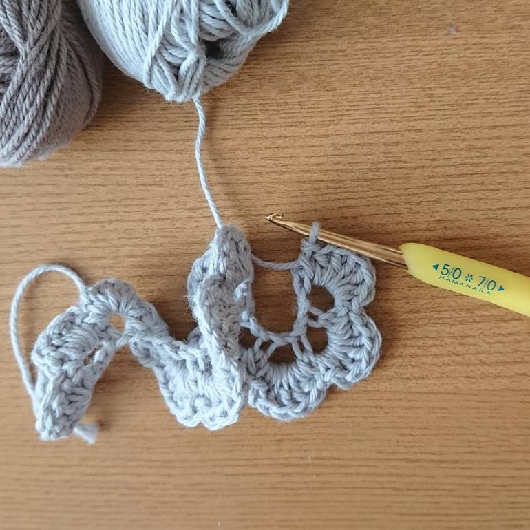 刺繍糸で編む花モチーフは編み手順がわかればアレンジできる - hime*hima & Comfy Days