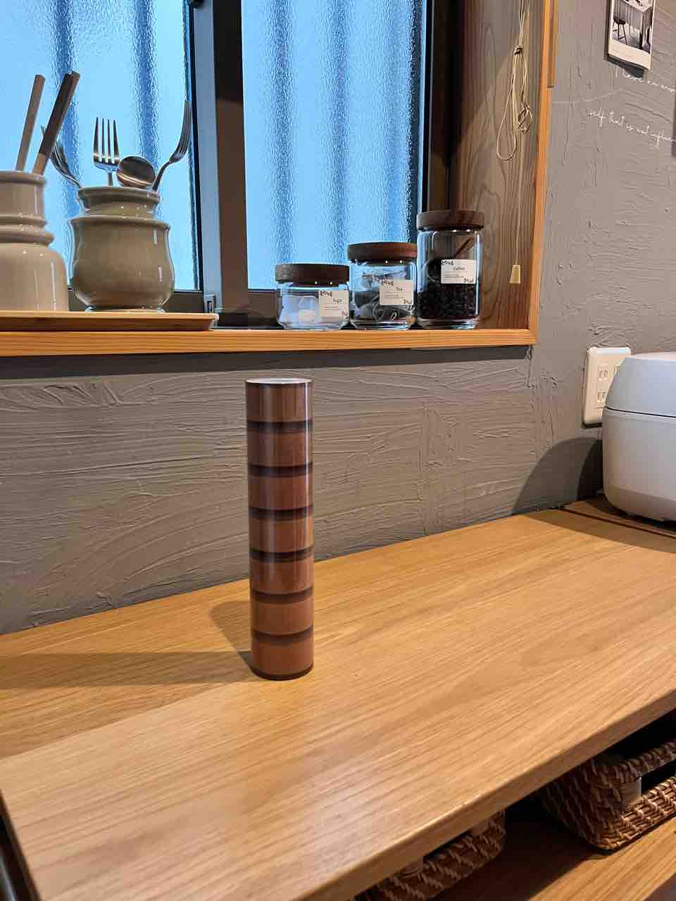 楽天市場 木目調 マスキングテープ 木目 テープ 幅広 幅10cm×20m 木口テープ 白 マスキングテープ 木目シール リメイクシート木目 テープフローリング 補修 木目調カッティングシート ウッド パネリング はがせる クロス ウォールステッカー DIY 壁紙 シール 道具付き