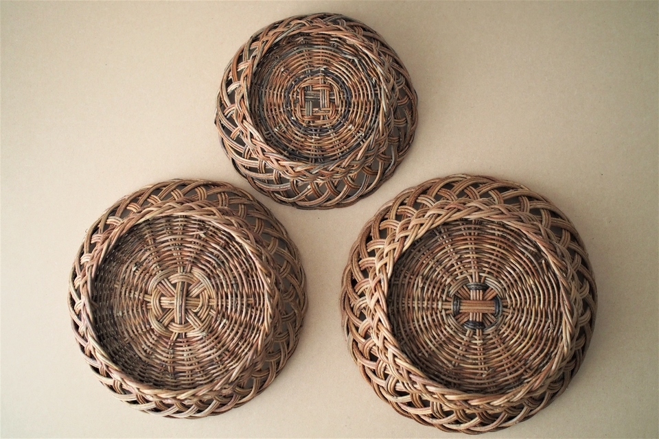 藤かご教室「紡ぎ」の藤編みのかご 本、工具、材料セット 籐かご教室「