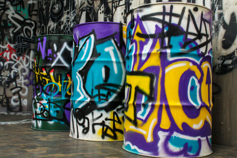 アートのある暮らし １ 〜壁面にグラフィックを〜EcoDeco エコデコ