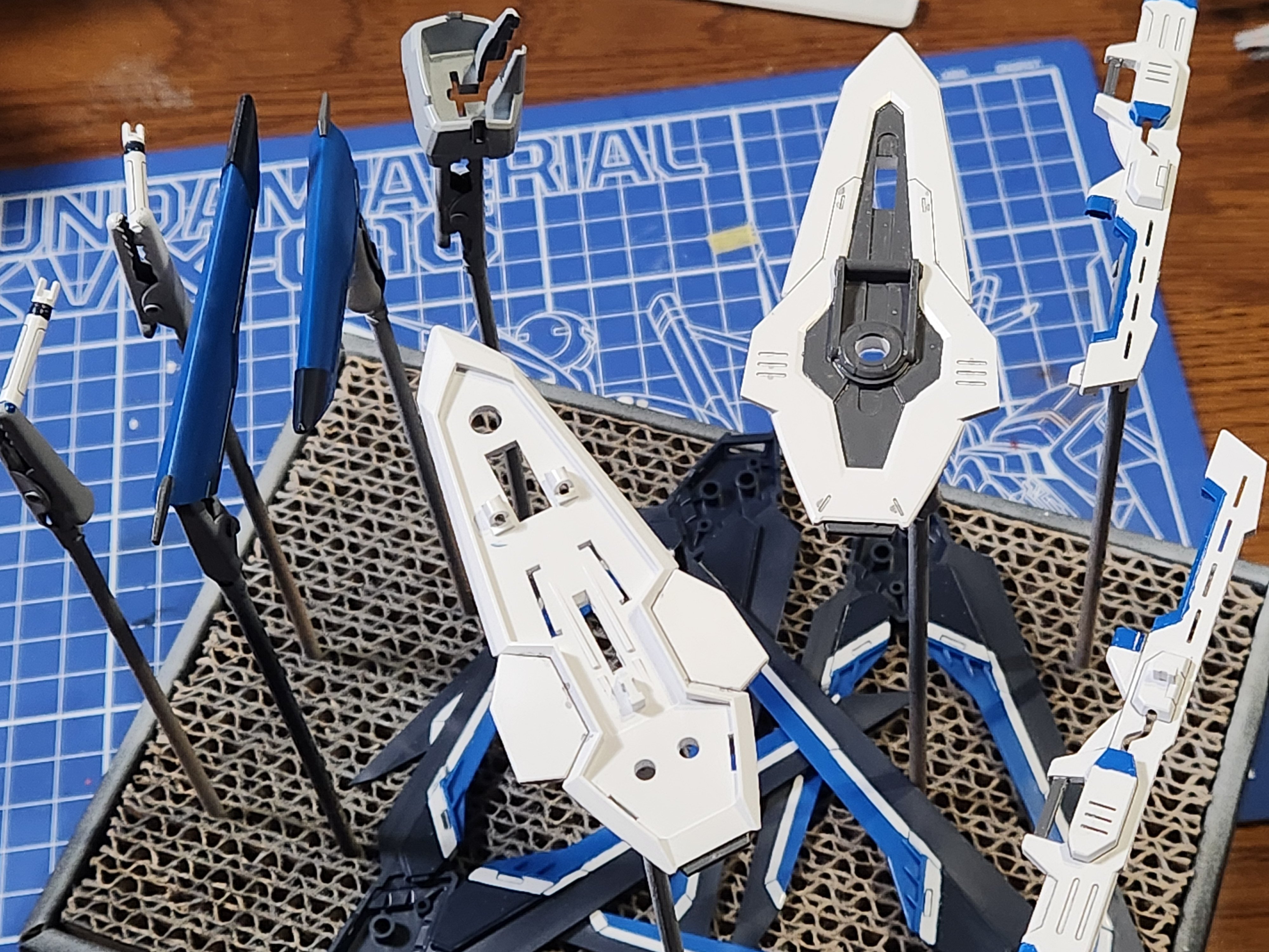 塗料 ペンキ 水性 塗り壁 壁紙の上から塗る塗料 ウォールペイント メゾン 15kg パステルカラーグレー ラベンダー アイボリー グレージュホワイト 白 ブルー グリーン フェミニン Wall paint Maison JQカーテン・インテリアMOIS