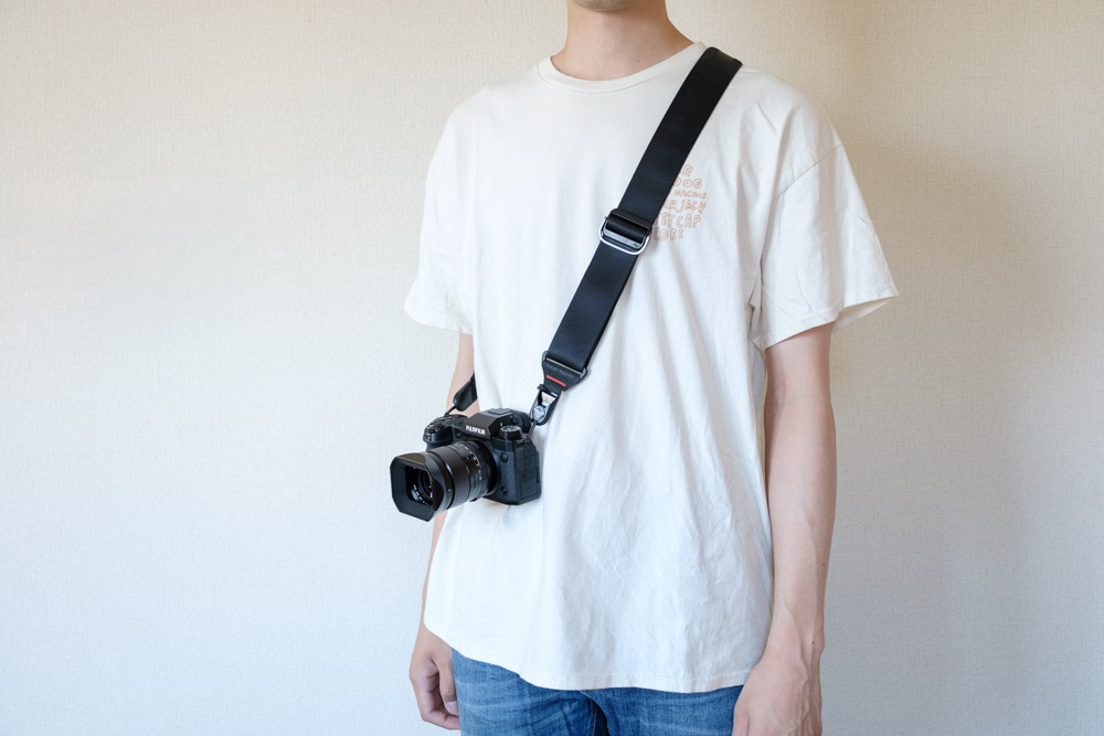 アウトドア撮影に最適なカメラストラップ：Peak Designの新型SLIDE LITEレビュー - I AM A DOG