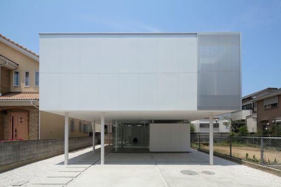 重量鉄骨造のメリットを活かした一戸建て・賃貸住宅建築実例自由なデザインと高耐久を両立M-LINE