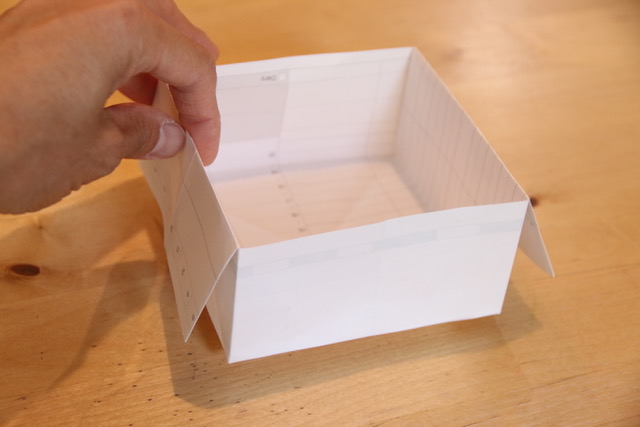 いちばん簡単なゴミ箱 小物入れ の作り方 コピー用紙や新聞紙で♪ │conote