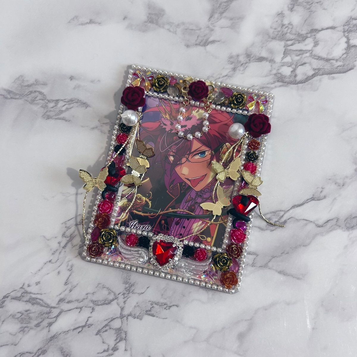 ダブルくるくる 大人っぽ地雷 硬質カードケースデコ の作り方オタクオタ活推し活手作り手芸100均硬質カードケースデコ地雷