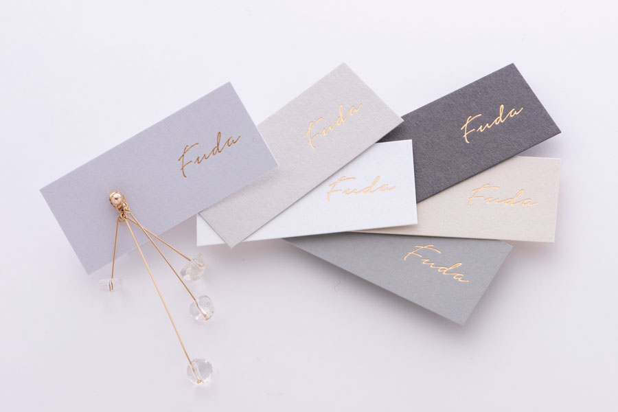 誰でも簡単に作成できるオリジナルのアクセサリー台紙の作り方を紹介します🎀無料サンプルについてはこちらhttps:www.seiwa-p.co.jp shop guidance sample.aspx?Instagram_daisiお手軽プリントの使い方はこちら🎀https:www.youtube.com watch?v